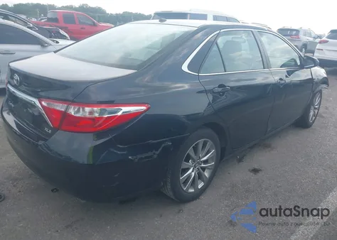 2015 Toyota Camry Xle z USA, uszkodzony, nr VIN 4T1BF1FK6FU899644